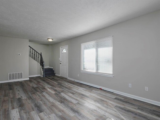 Building Photo - 3874 Mulkey Cir SW