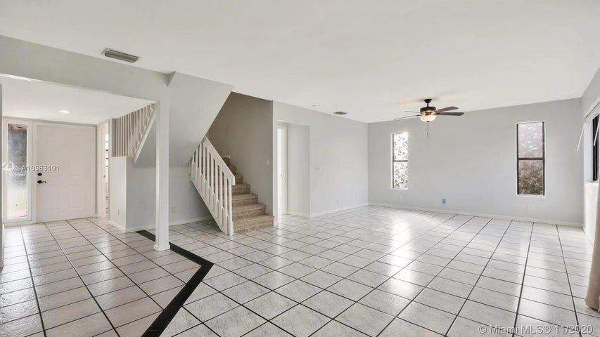 Building Photo - 6048 Garrett St