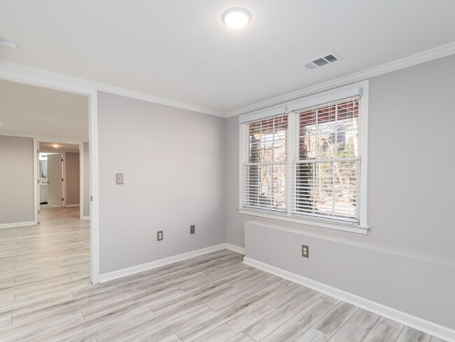Building Photo - 1788 Ascot Run NW