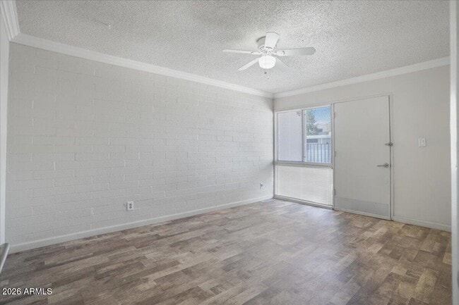 Building Photo - 6528 N 17th Ave