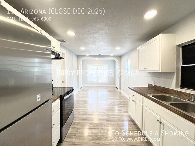 Building Photo - 134 Arizona