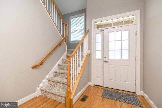 Building Photo - 3216 Brookside Dr
