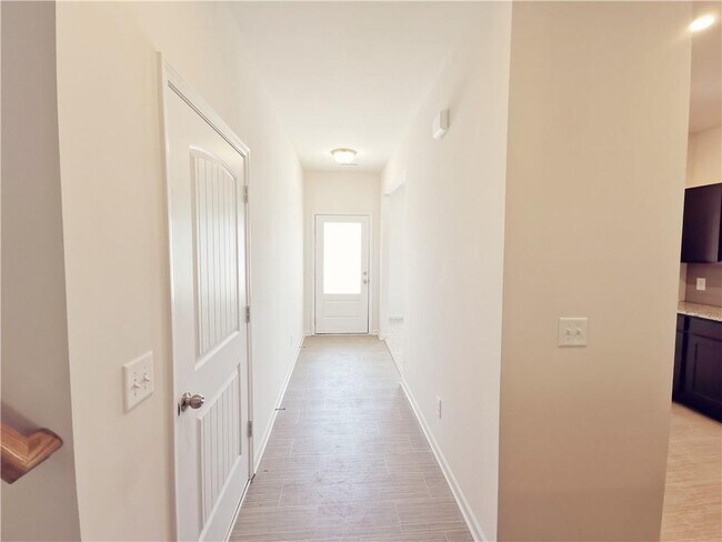 Building Photo - 116 Marion Dr