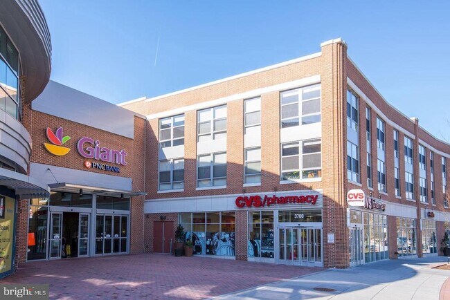 Building Photo - 4201 Cathedral Ave NW