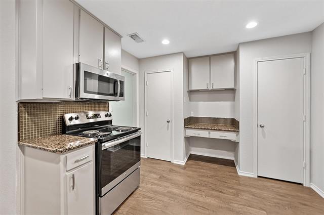 Building Photo - 5126 Collinwood Ave