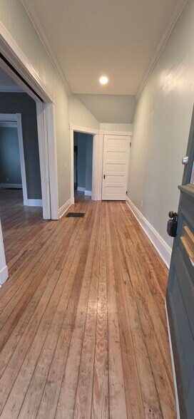 Building Photo - 3711 Morris Pl