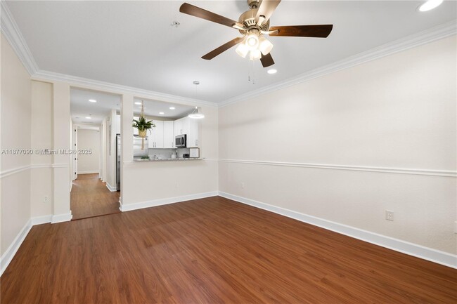 Building Photo - 433 SW 147th Ave