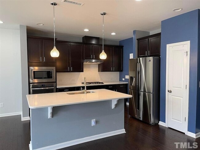 Building Photo - 806 Bristol Bridge Dr