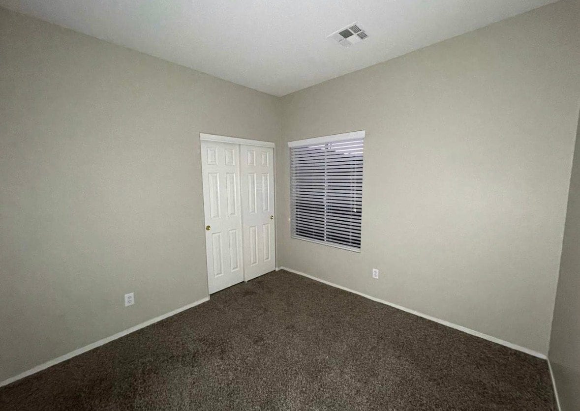 Building Photo - 285 Mayberry St