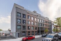 Building Photo - 378 Weirfield St