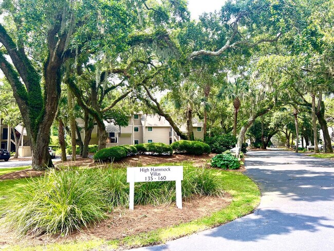 Building Photo - 136 High Hammock Dr