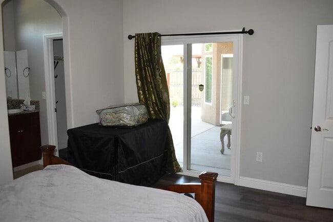 Building Photo - 4364 Wickson Pl