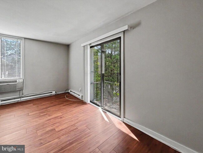 Building Photo - 408 W Lafayette St