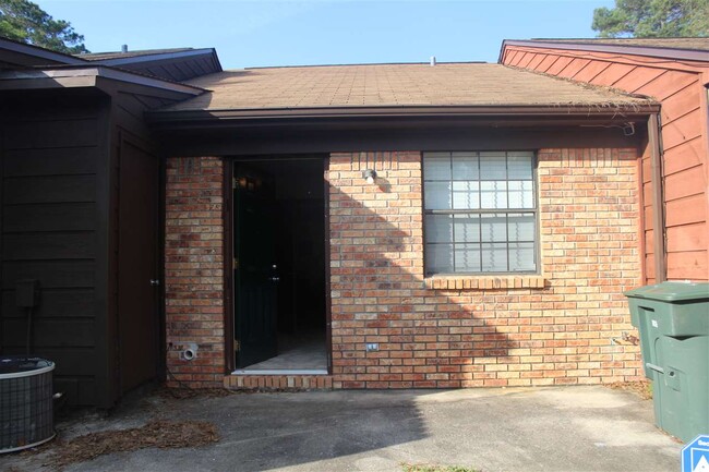 Building Photo - 2316 Hartsfield Way