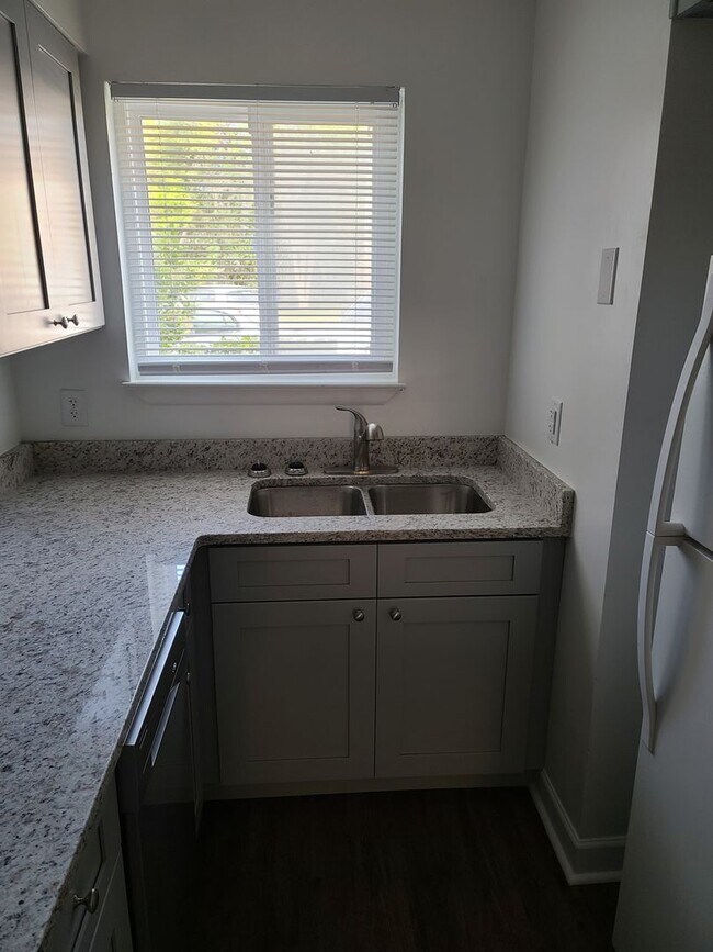 Newly renovated condo 123 W Hirth Rd Fernandina Beach FL 32034