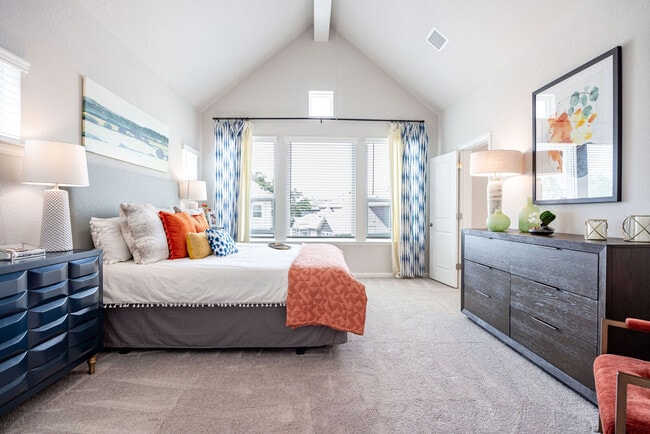 Building Photo - 3000 Chisholm Trail Rd