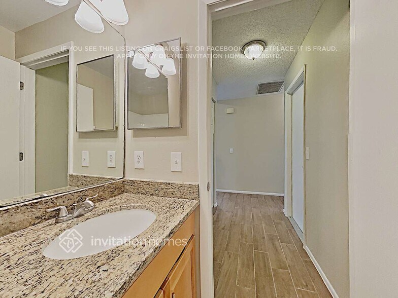 Building Photo - 2030 Attaway Dr