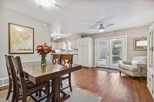 Building Photo - 2127 Clarksdale Dr