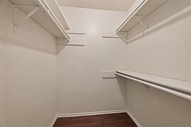 Building Photo - 2714 S Brompton Dr