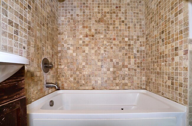 Building Photo - 4508 Brown St