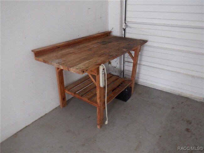 Building Photo - 146 W Casurina Pl