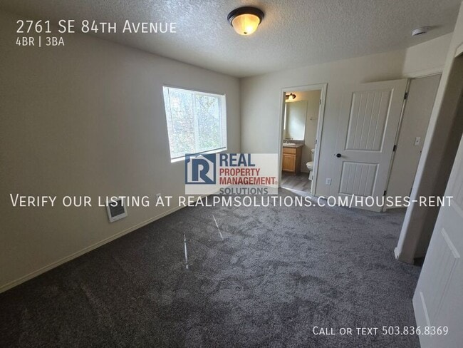 Building Photo - 2761 SE 84th Ave