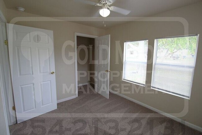 Building Photo - Now Leasing – 1103 S 5th Street