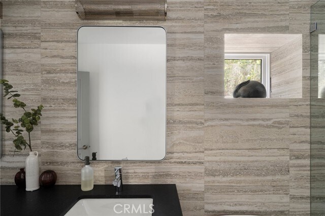 Building Photo - 790 Hermosa Way