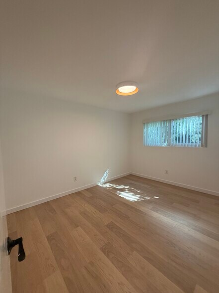 Building Photo - 1205 Amethyst St