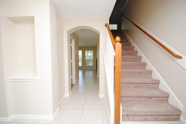 Building Photo - 17110 Fairway Glen Ct