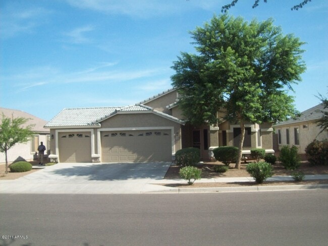 Primary Photo - 2132 W Carter Rd