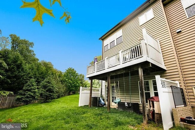 Building Photo - 1621 Whitehall Dr