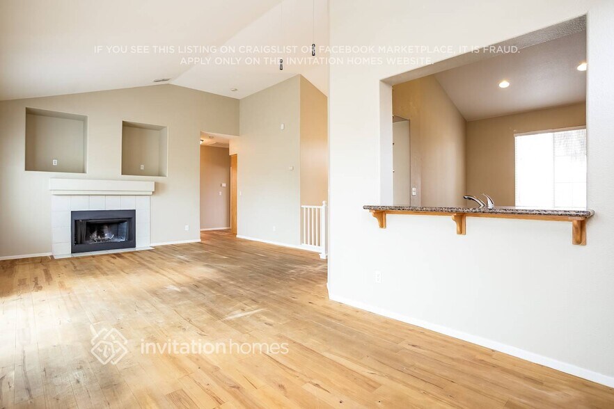 Building Photo - 2547 Foghorn Way