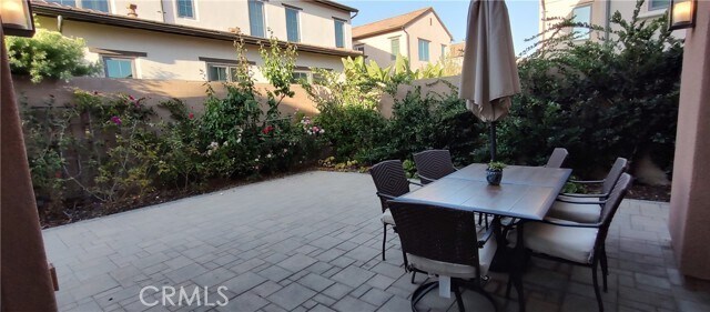 Building Photo - 188 Villa