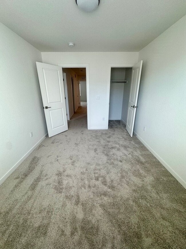 Building Photo - NEW construction 3 bedroom luxury townhome