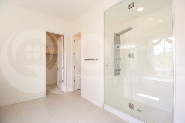 Building Photo - 1781 E Aster Pl
