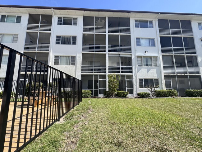 Building Photo - 4500 N Flagler Dr
