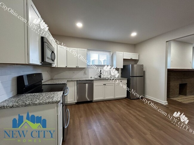 Building Photo - 1390-1392 Sullivant Ave, Columbus OH 43223