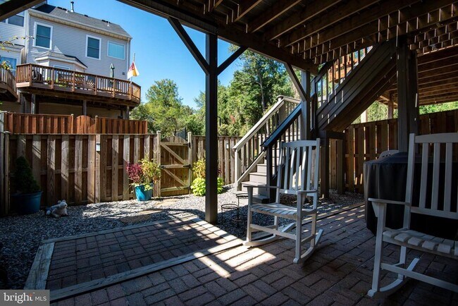 Building Photo - 6326 Dunman Way