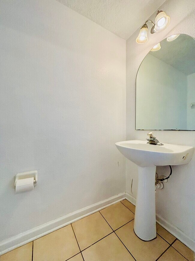 Building Photo - 2865 Woodlands Park Ct