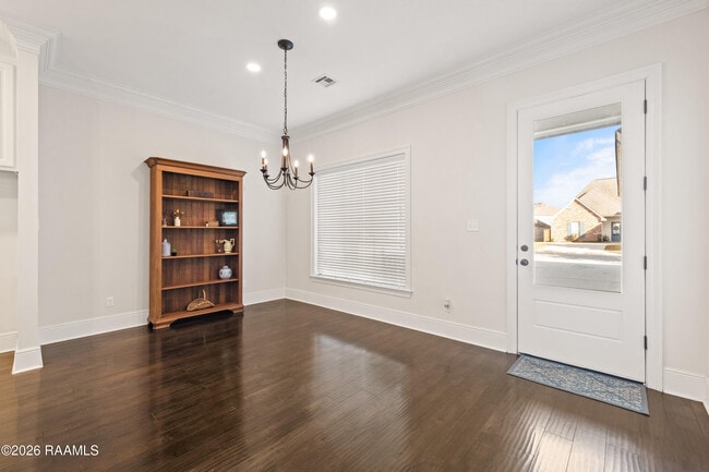 Building Photo - 110 Olivewood Dr