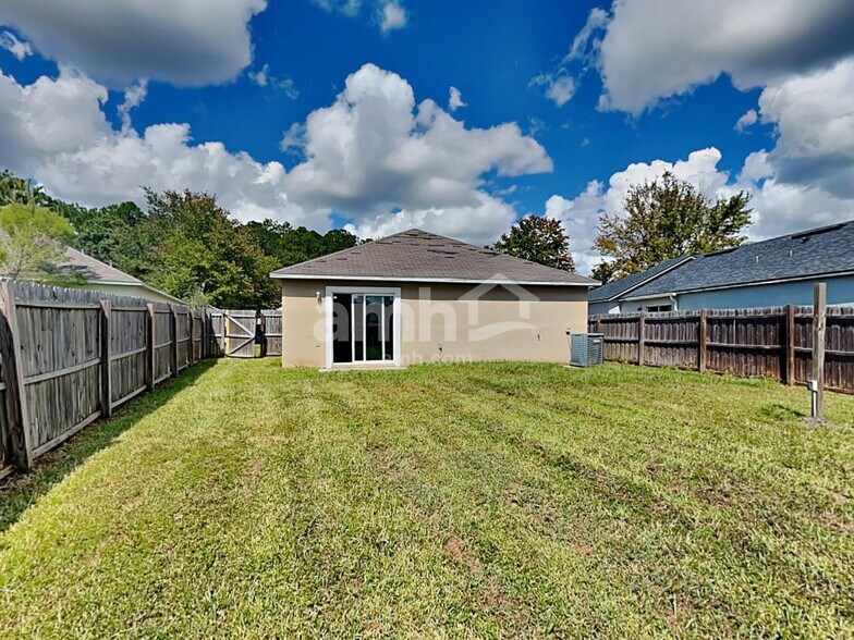 Building Photo - 3411 Talisman Dr