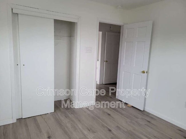 Building Photo - 503 Smith St