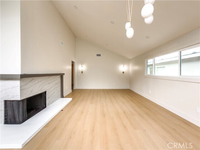 Building Photo - 5506 Cll De Ricardo