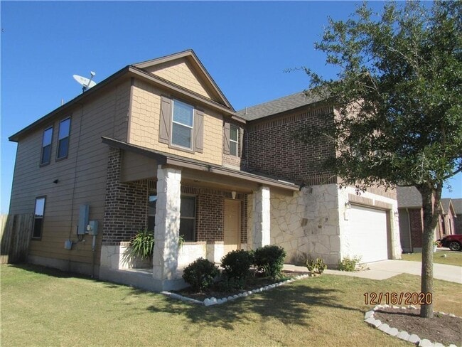 Building Photo - 110 Carrington St