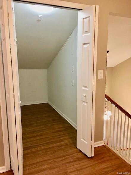 Building Photo - 3538 Oakmonte Blvd