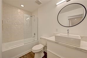 Building Photo - 701 Bering Dr