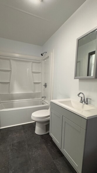 Building Photo - 118 N 3rd St