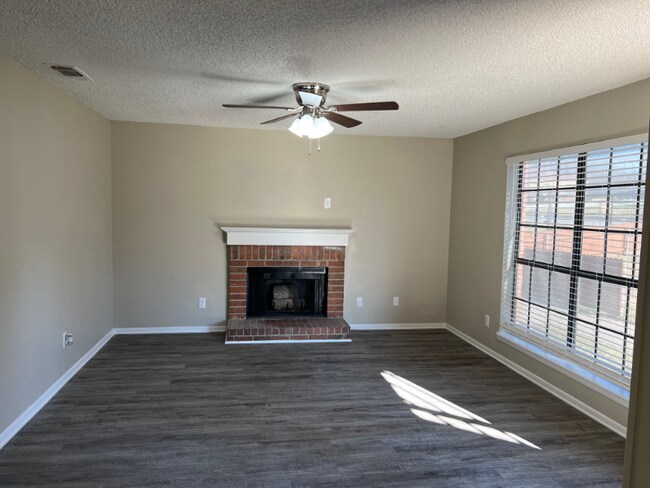 Building Photo - 3012 Sappington Pl