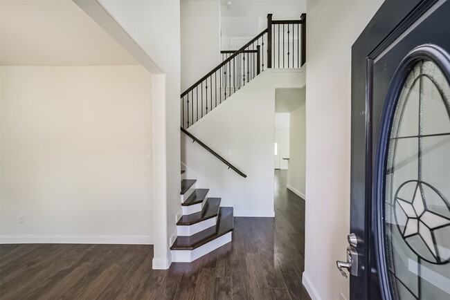 Building Photo - 10618 Bassoon Dr